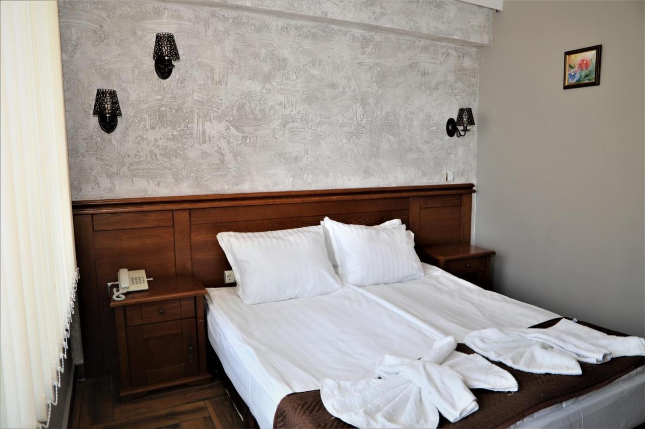 Petrov Family Hotel Несебир Екстер'єр фото
