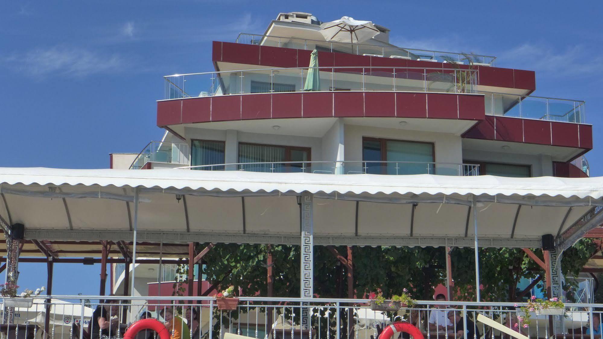 Petrov Family Hotel Несебир Екстер'єр фото